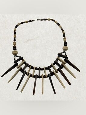 Vintage Bohemian Artisan Necklace – Bone & Mahogany Wood